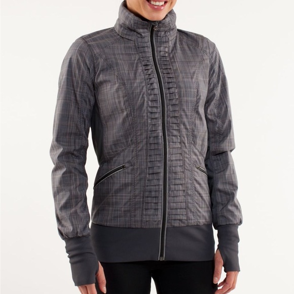 Lululemon Run: Back On Track Jacket - Picture 2 of 16